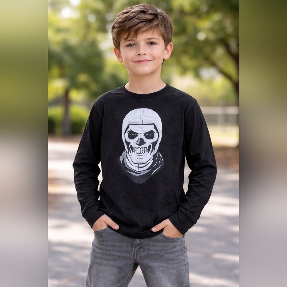 Fortnite Black Skull Graphic Long Sleeve Kids Tee Sz.XL #1832